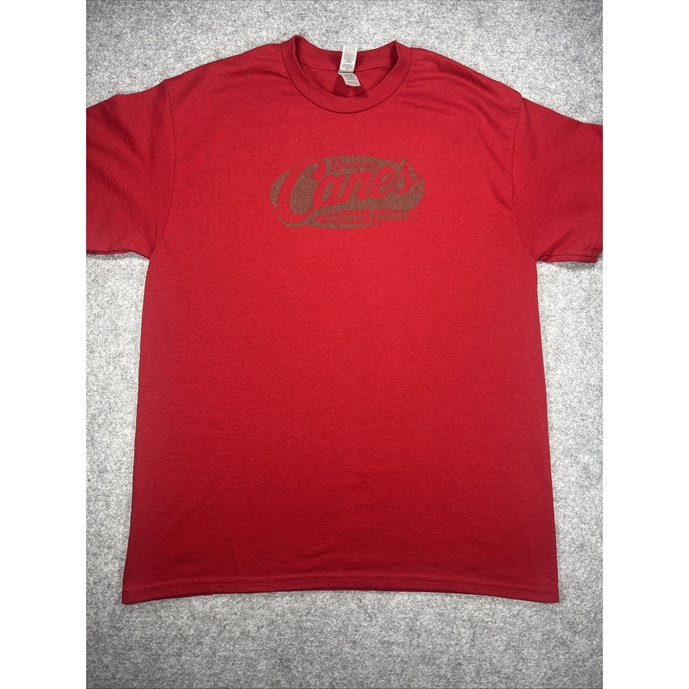 Raising Canes Chicken Crew Employee T-Shirt Mens Large Red Short Sleeve Gildan